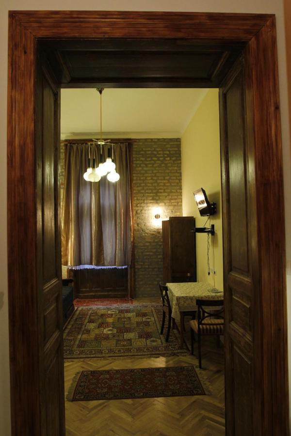 Ringavenue Apartments Budapest Bagian luar foto