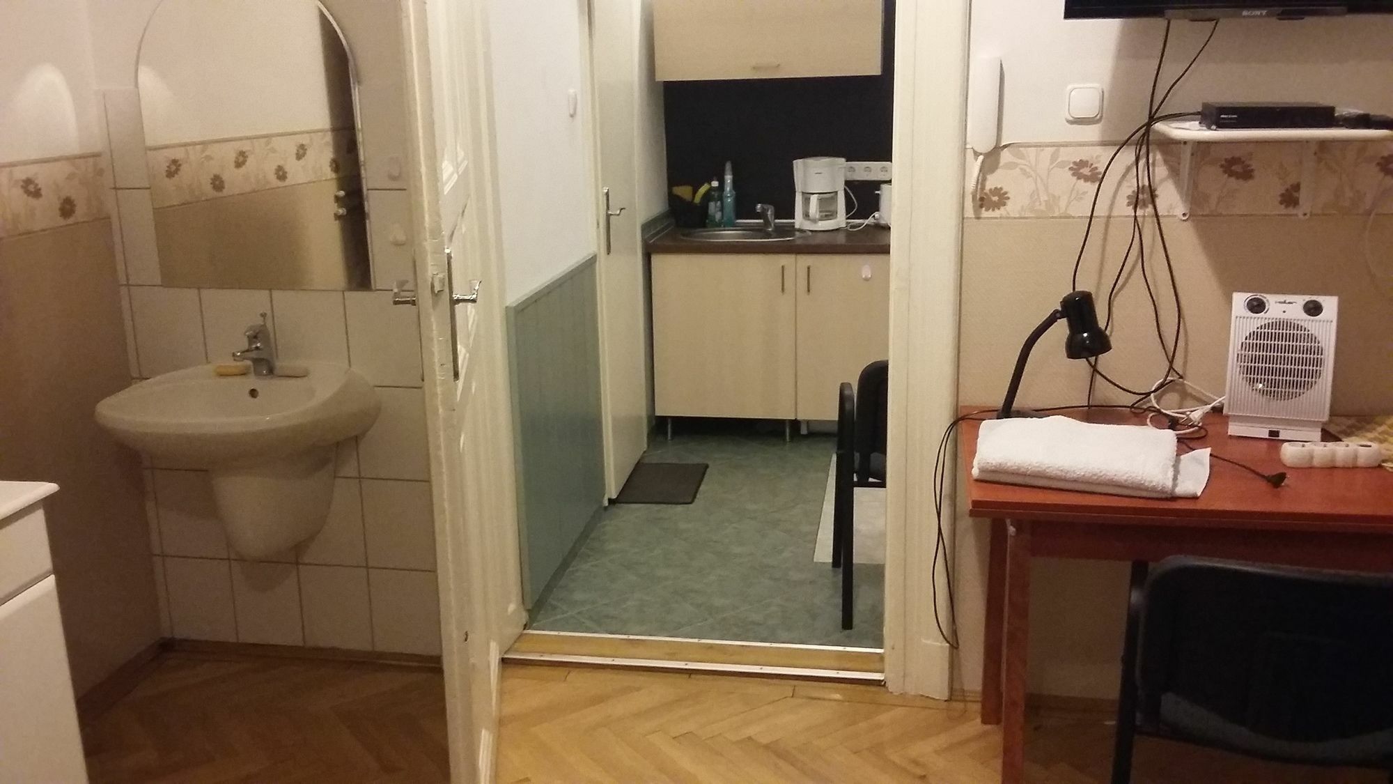 Ringavenue Apartments Budapest Bagian luar foto